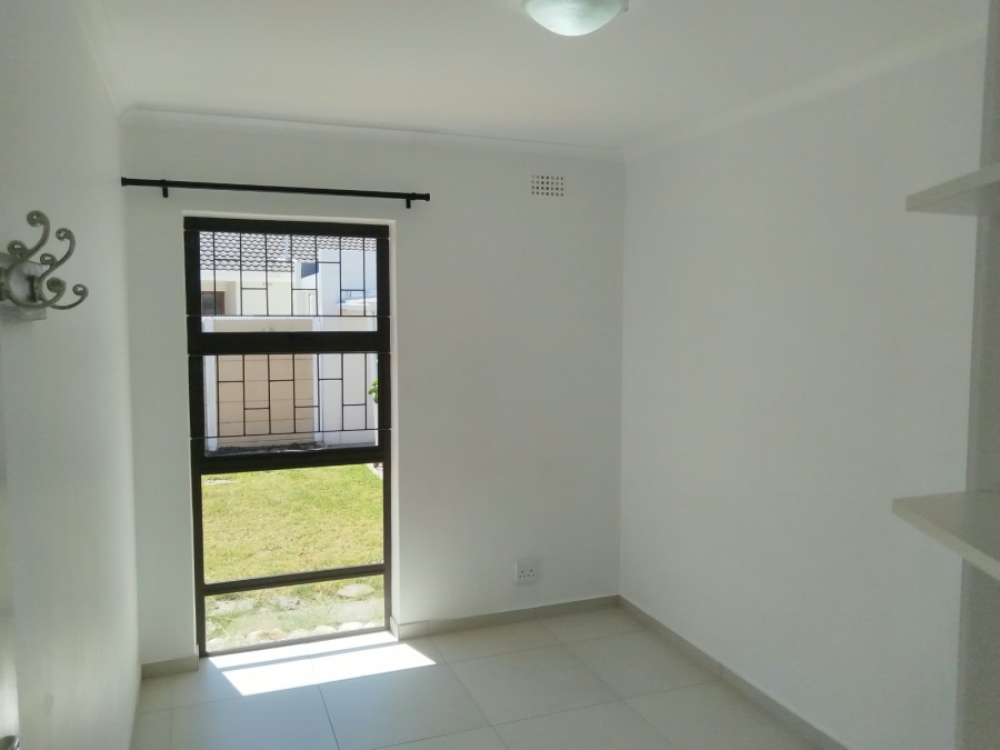 To Let 3 Bedroom Property for Rent in Silverglade Western Cape